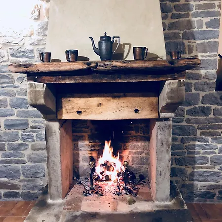 Κατάλυμα σε φάρμα La Ferraia *